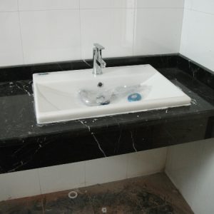 ĐÁ ỐP LAVABO ĐEN CHỈ TRẮNG