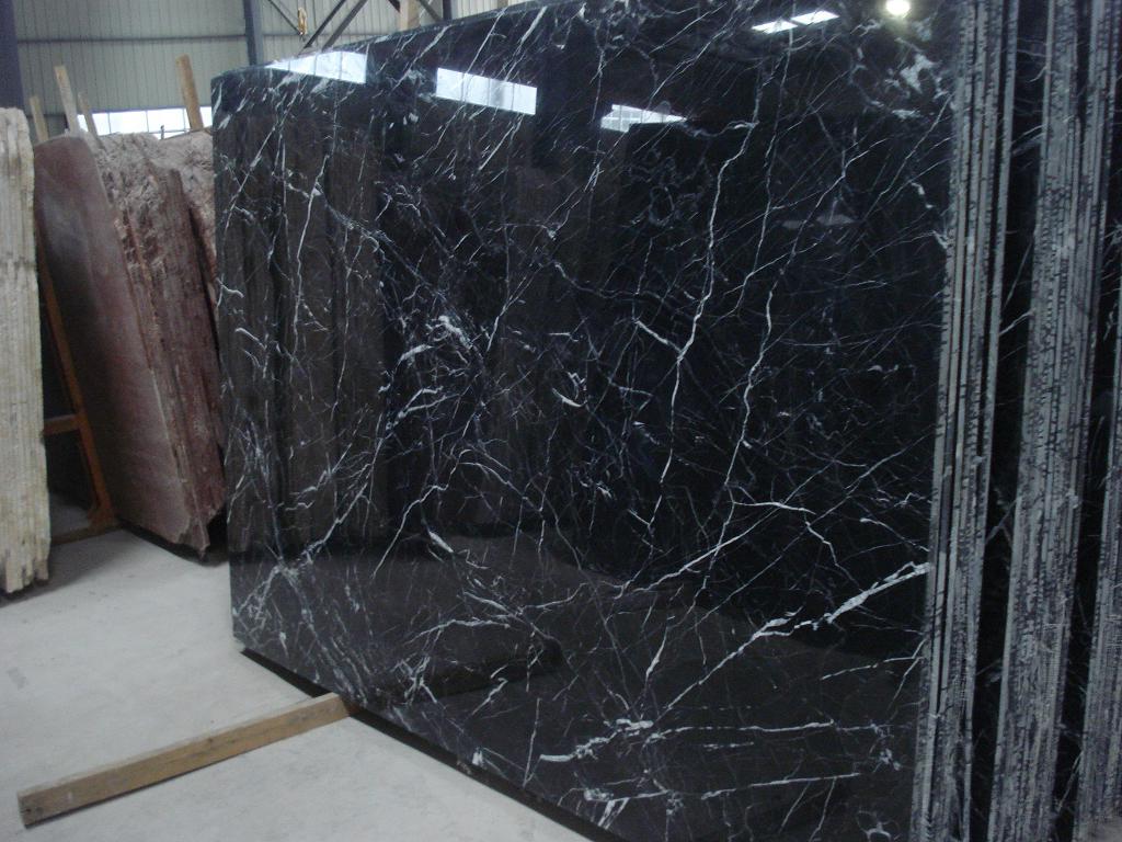 https://khodaluanlinh.com/wp-content/uploads/2017/05/alife.vn_images_dacongtrinh_marble_marble-slabs-mosa-classic-black.jpg